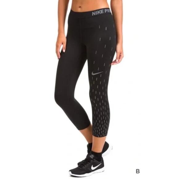 Nike Pro Dri-Fit Linear Rain Leggings Base Layer Women's Small Burgundy Wine - Picture 1 of 4